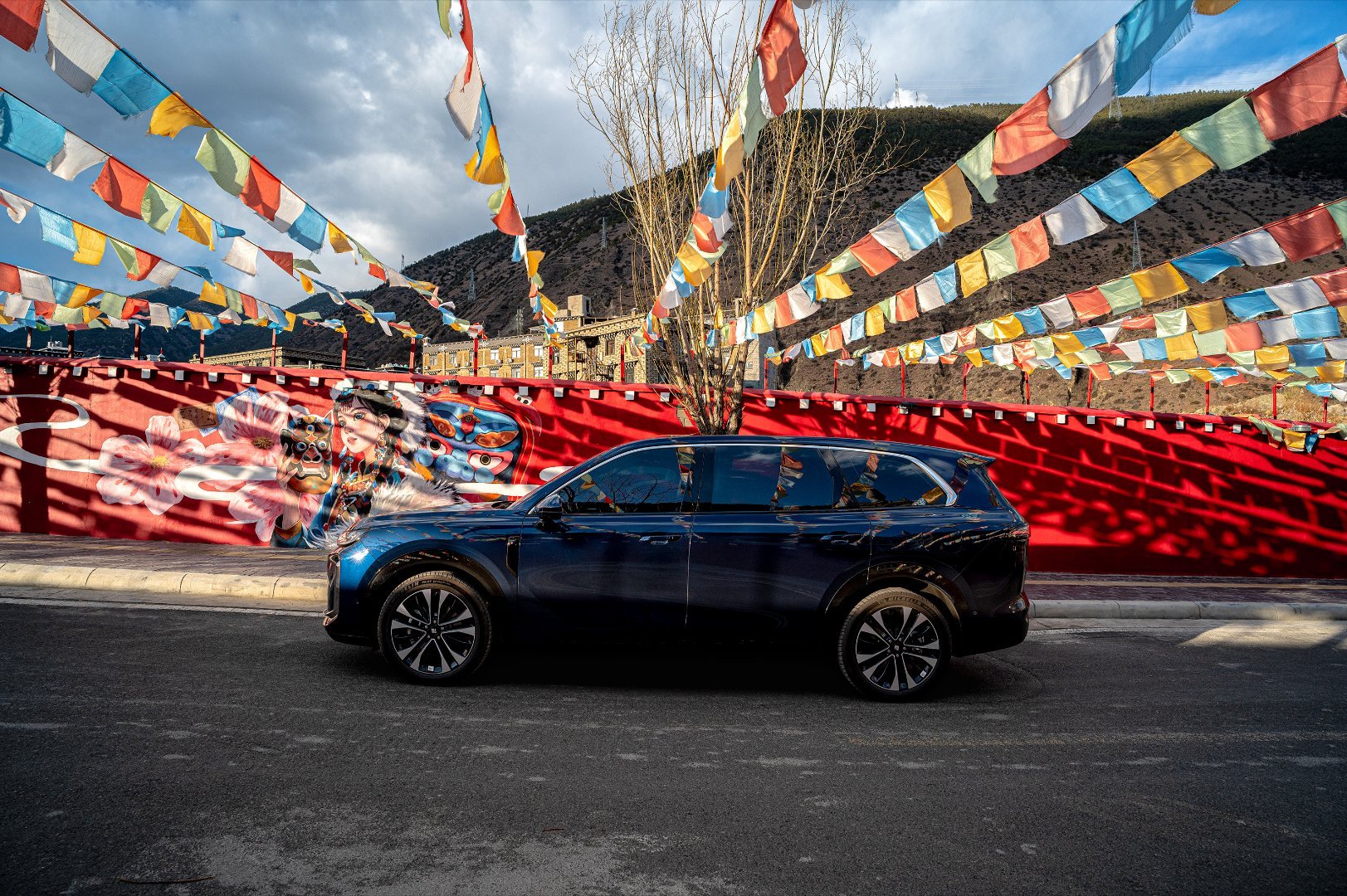 前段时间拍的华境S春节期间开了7000公里深深的种草了，产品力没问题啥也不说了，