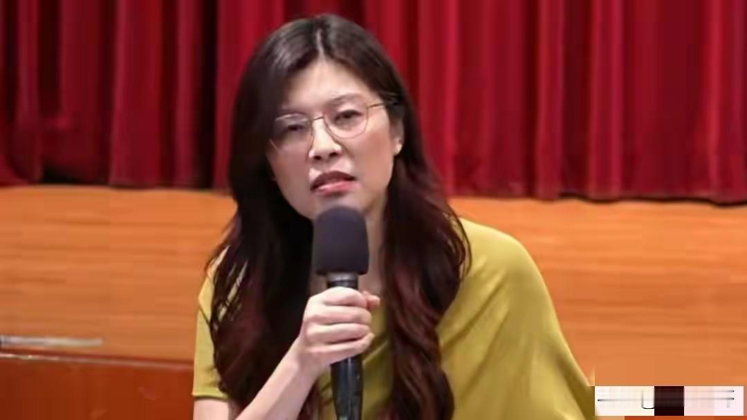 不管是谁当国民党主席，或者谁当台湾地区领导人，都不能只谈交流而不谈统一。

交流