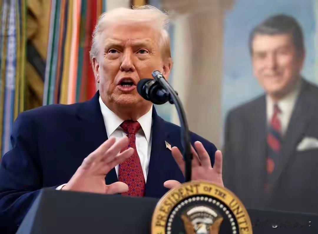 怎么说呢？
喜欢把里根作为背景板，把里根奉若神明的特朗普，其仕途的最终结局，可能