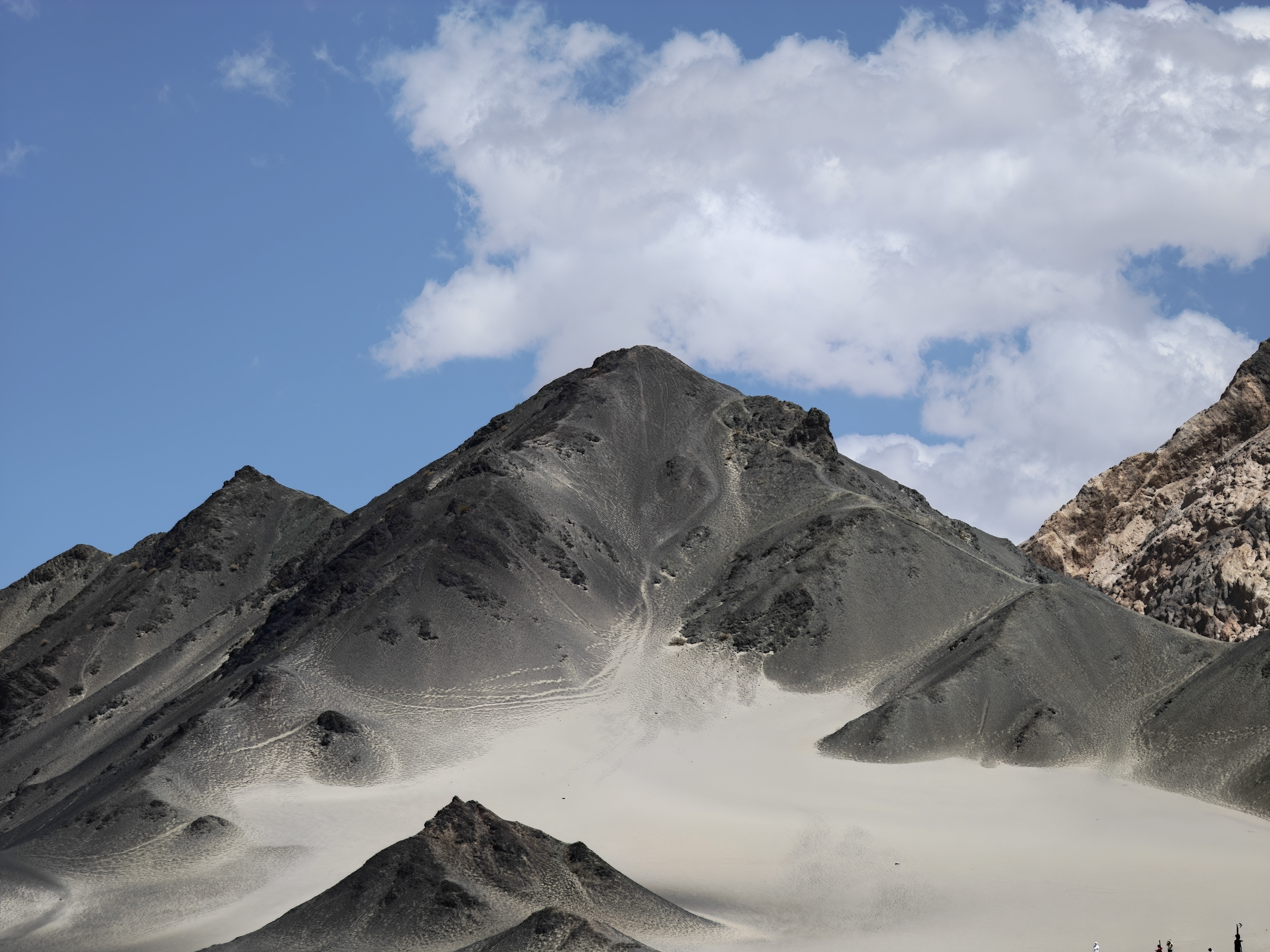 黑独山打卡 茫崖·黑独山