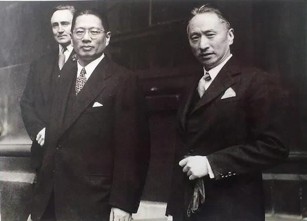 “快救我！”1971年，正在吃饭的宋子文突然倒在地上，发出了求救声。然而，几分钟