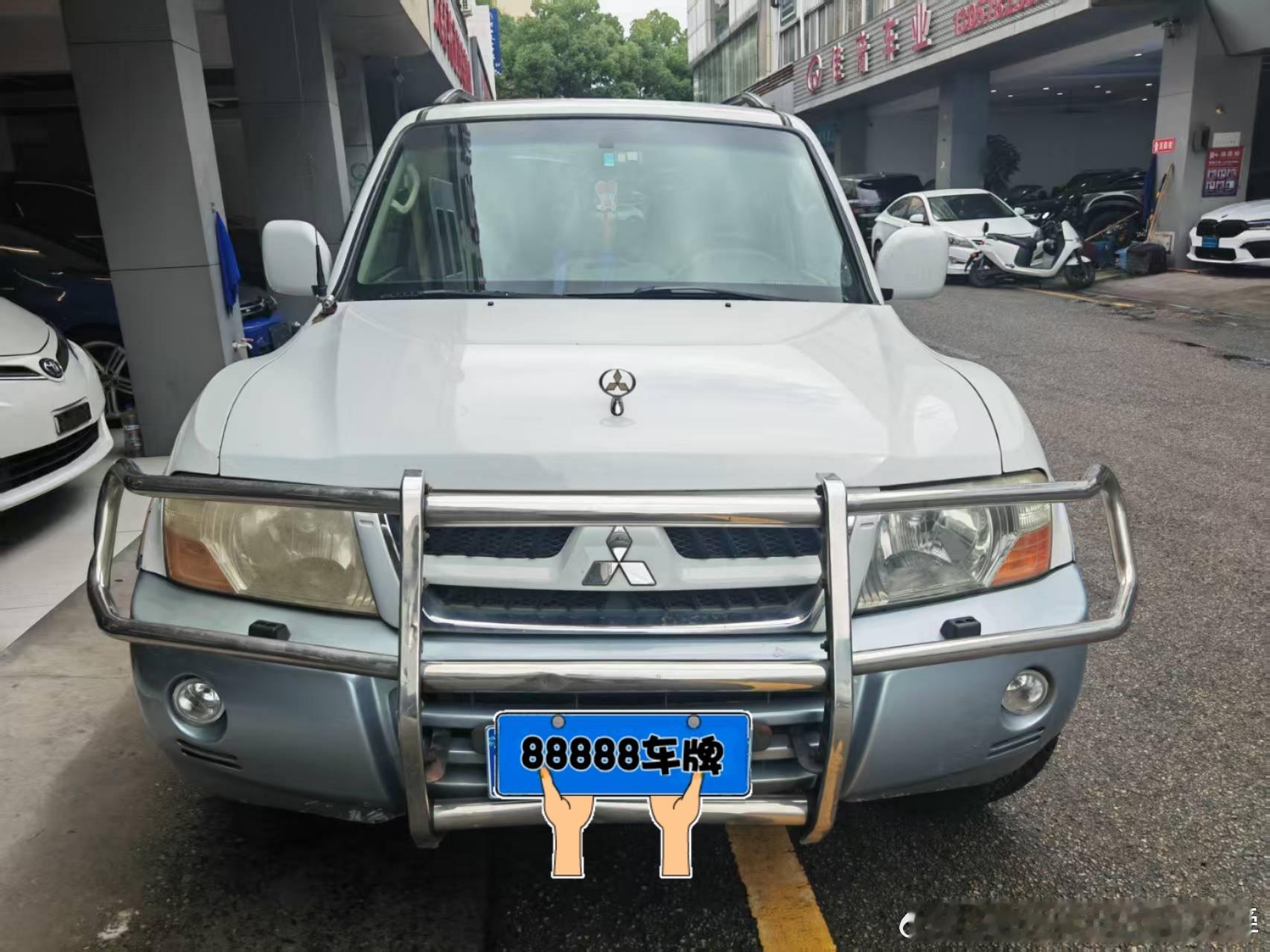 三菱帕杰罗3.0四驱 7座大SUV​2006上牌 车子保养非常到位 成色好现在只
