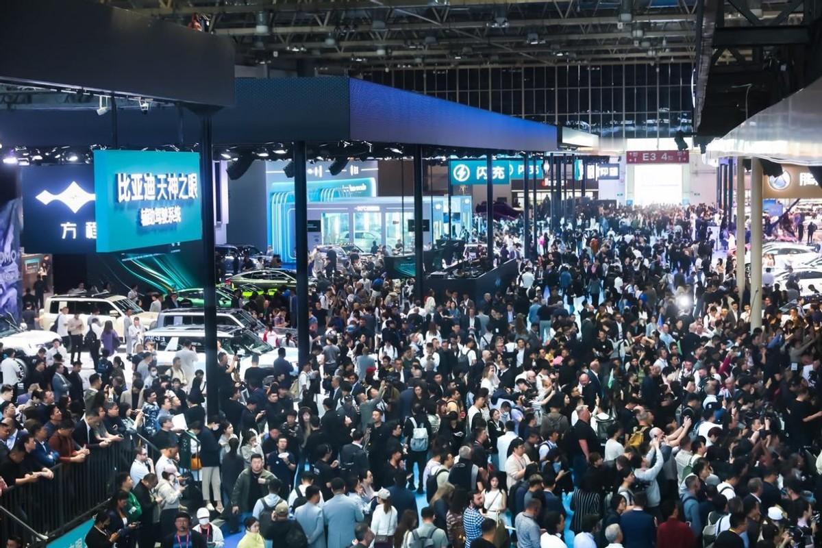 2026北京车展重头戏：独占E3展馆，五网四品牌同台


4月24日，2026 