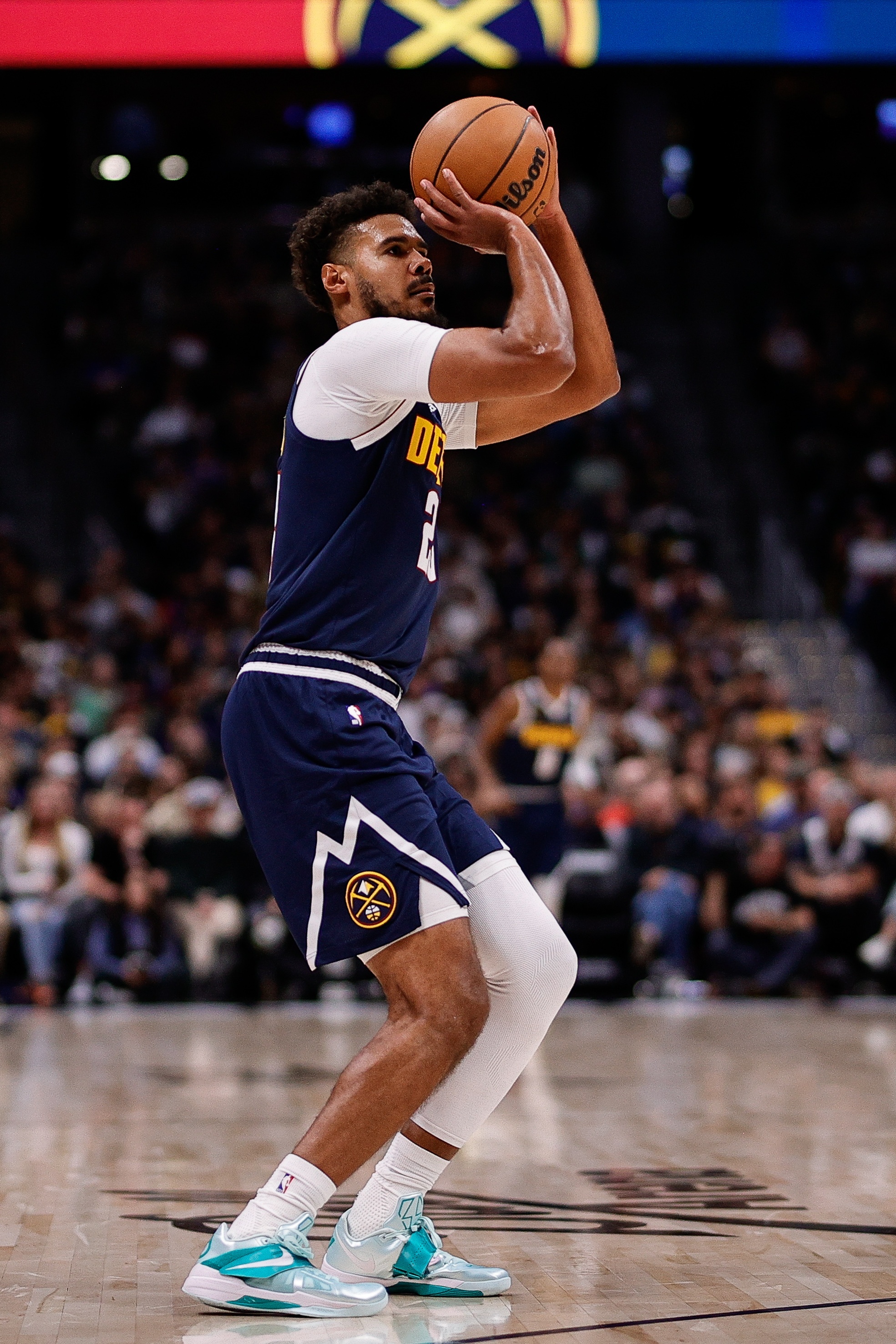 老黄忠上线！卡梅隆·约翰逊10投6中&三分4中3 得18分6板1助1断