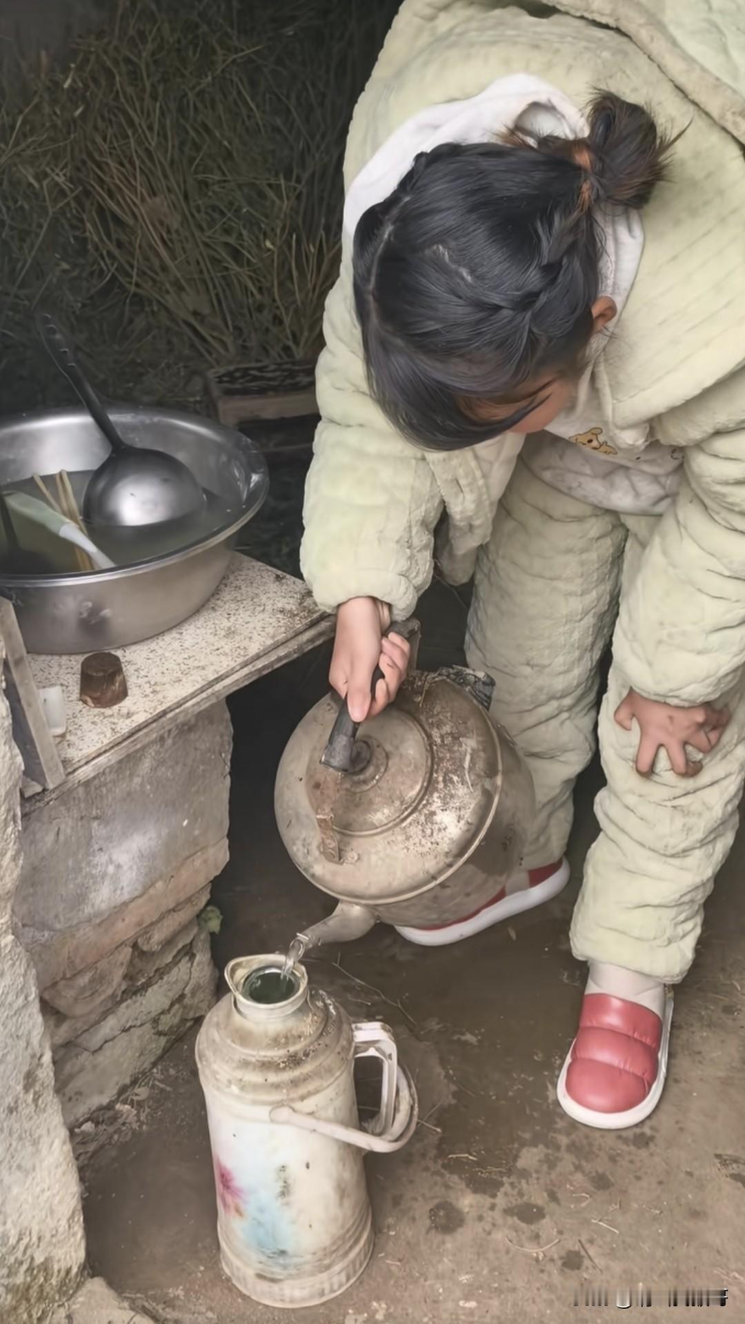 这画面太有历史感了