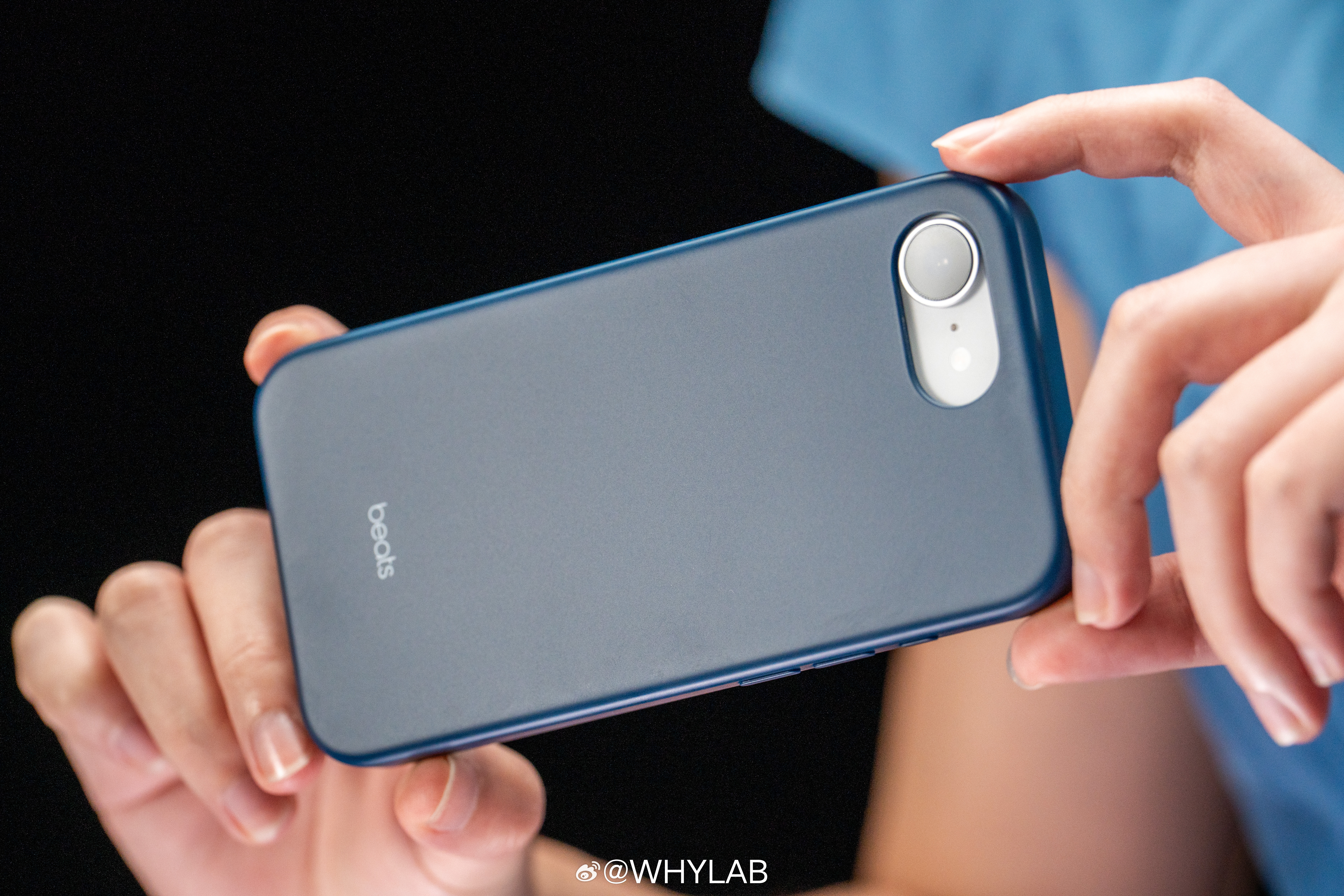 WHYLAB图赏收到了 Beats 专门为 iPhone 17e 设计的MagS