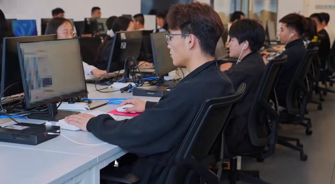 拼多多雄安公司员工突破5000人，三个多月时间就完成了专项招聘的年度计划，这个落