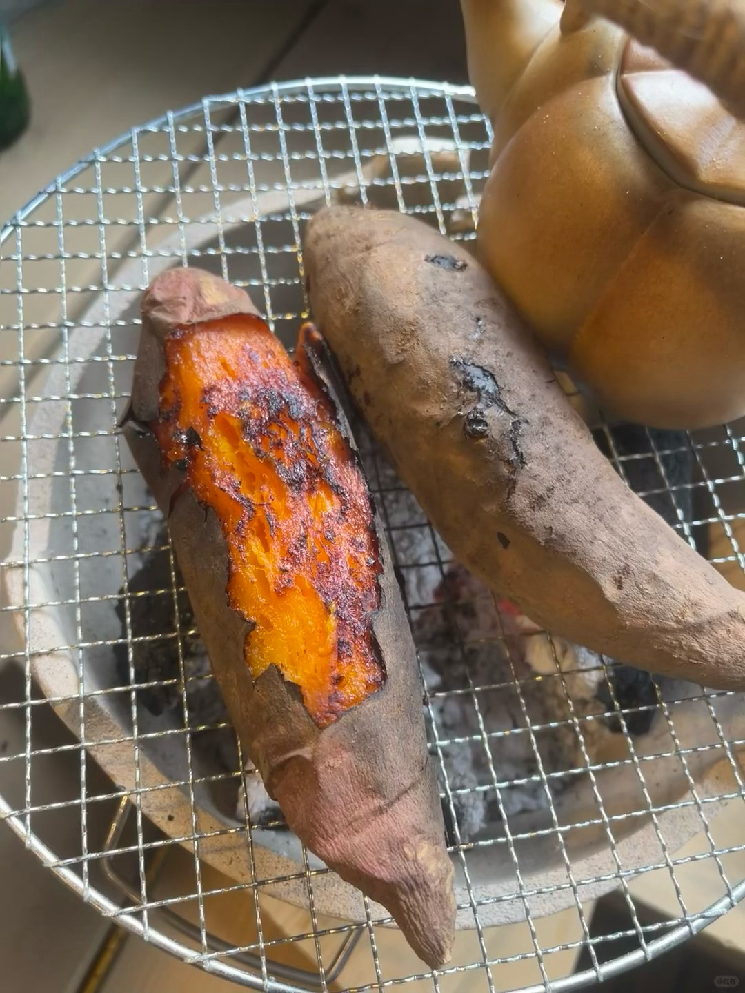 秋天的烤红薯吃了吗？🍠 ​​​