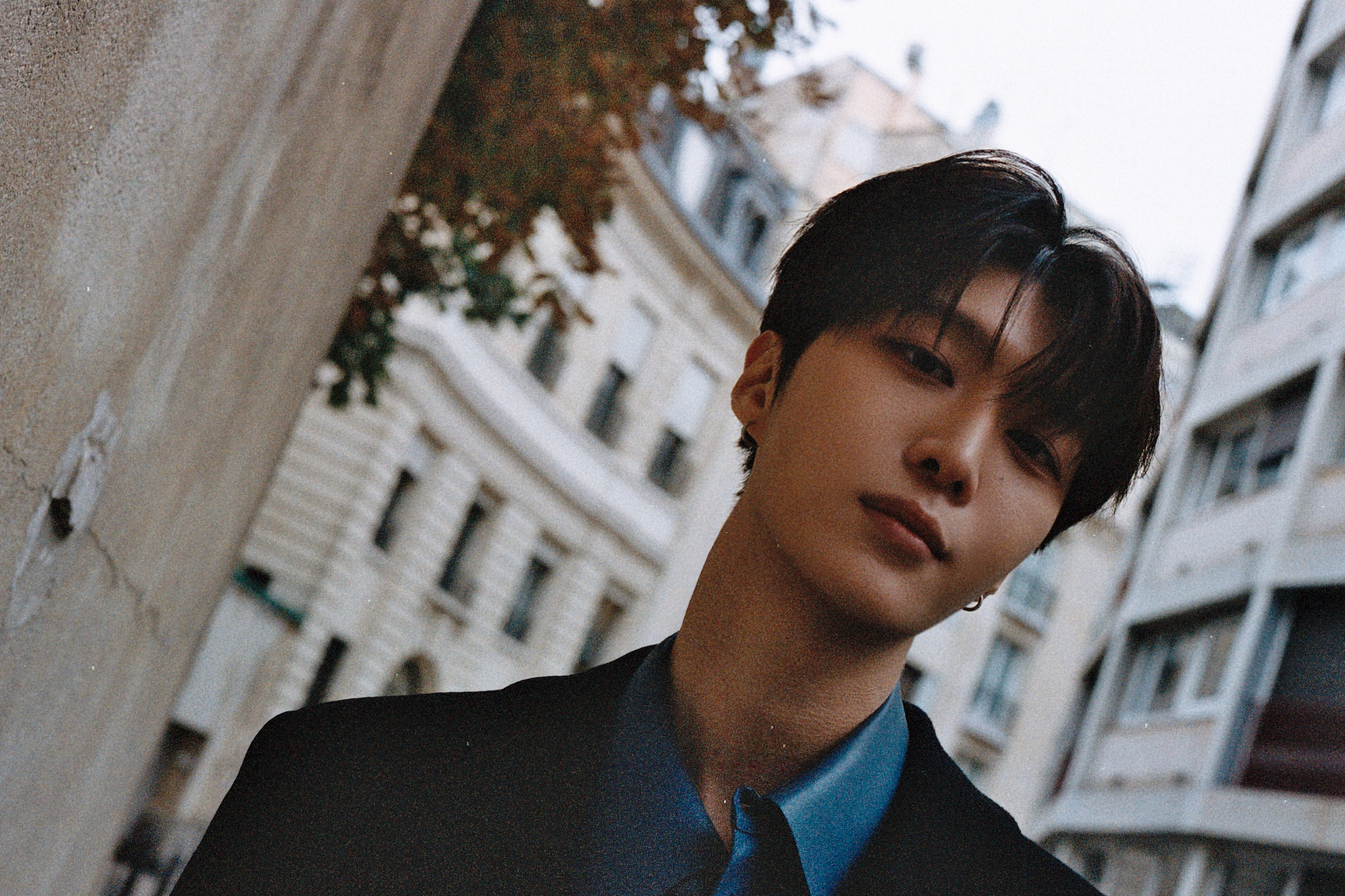 范丞丞演我E人攒钱 范丞丞这段表演完全就是E人写照！收益入账后的第一反应就是组局