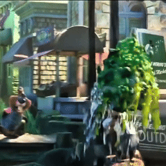 疯狂动物城 快乐长肉 海狮吃海草的镜头虽然短，但是好好笑，左边捞出来右边吃，太新