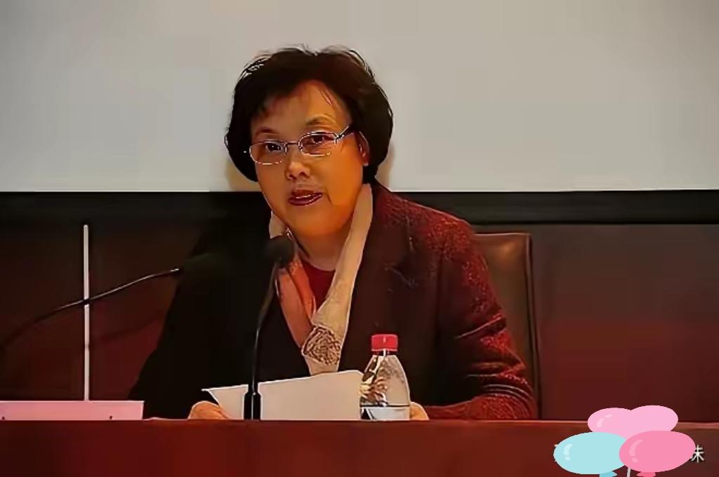 吓出冷汗！手握官帽的“关键人”落马，一地风气被坑惨
 
河南省委原巡视专员高建慧