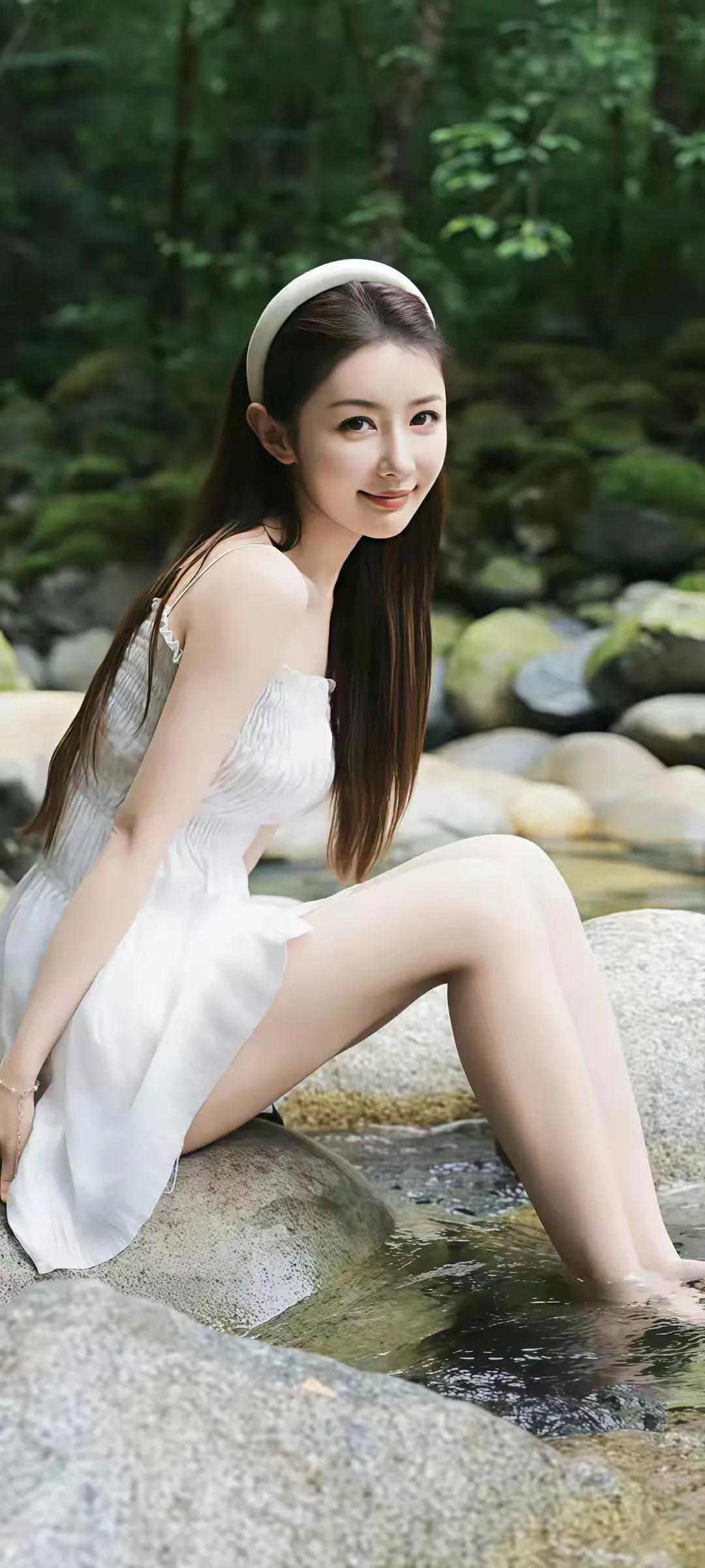 上联：读懂人生冷暖，对下联我能让自己开心 你认为属于你的幸福是什么