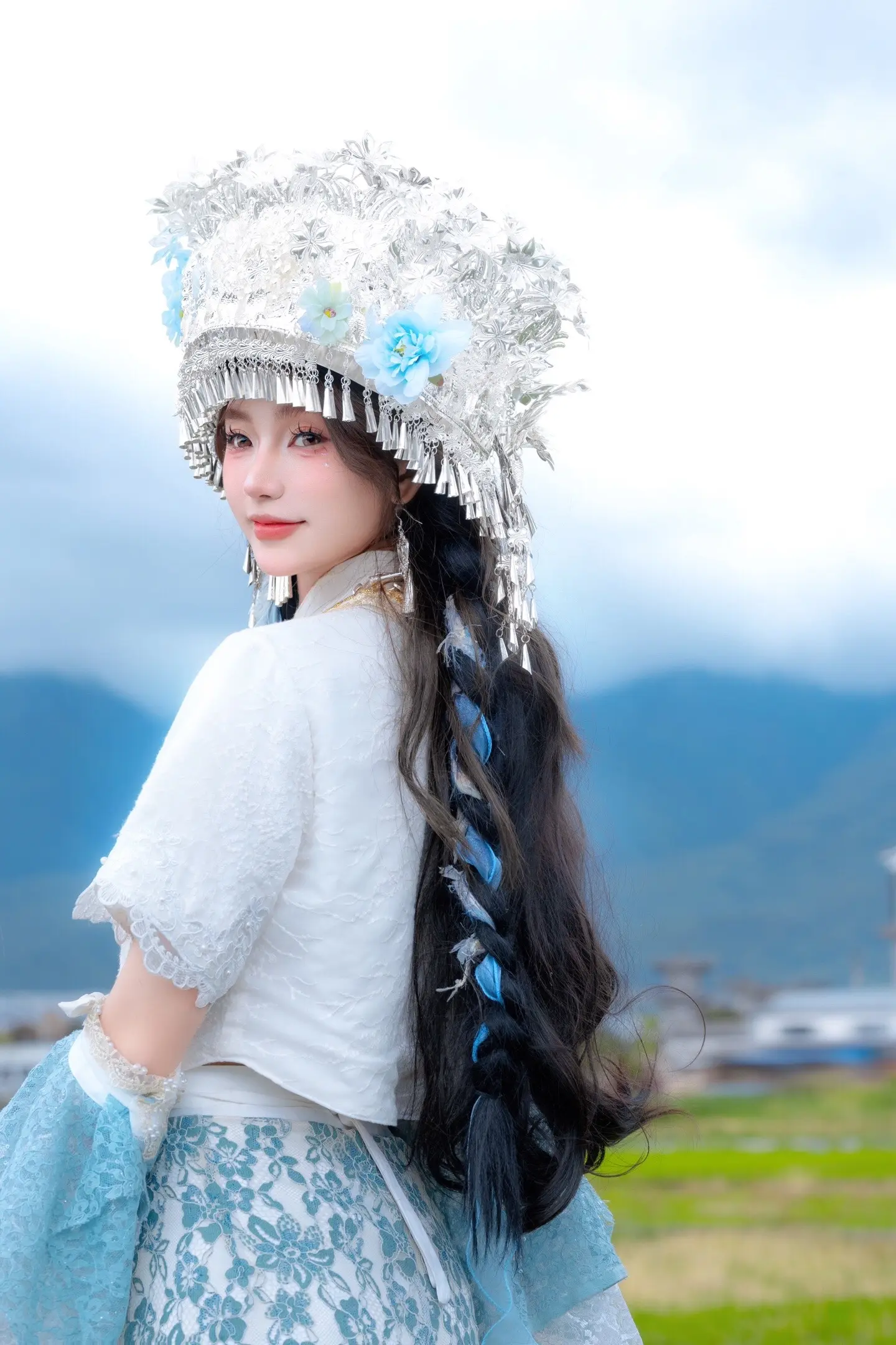 “你说 曾见过和我一样的姑娘~”