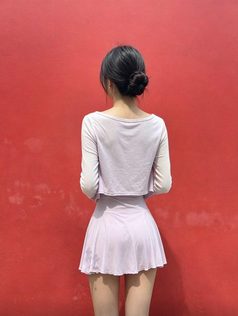 从后面看，1～10 的话，，

正面能打多少分？