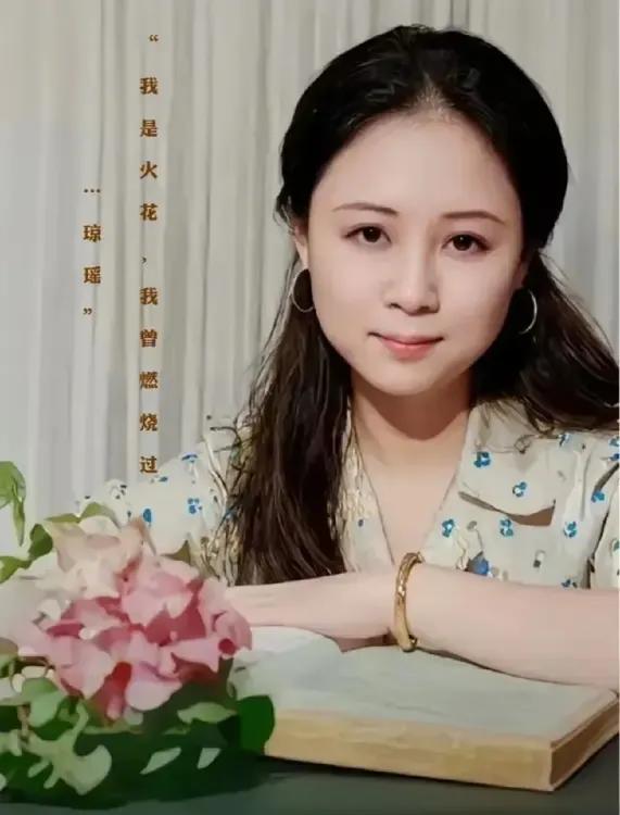 发现才女们大多都恋爱脑，远的像张爱玲，三毛，近的象琼瑶。


张爱玲让胡兰成坑了