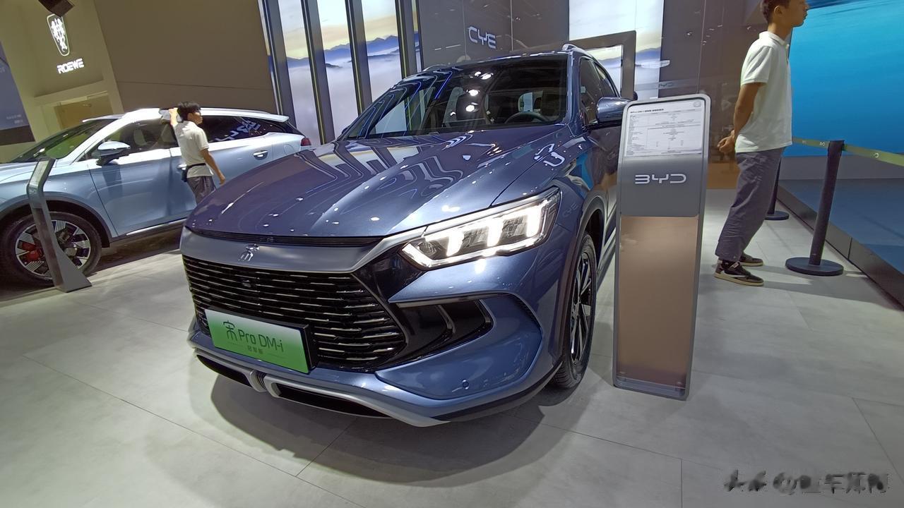 比亚迪宋家族在九月份再创佳绩，单月销量达到了22675辆，再次证明了其在市场上的