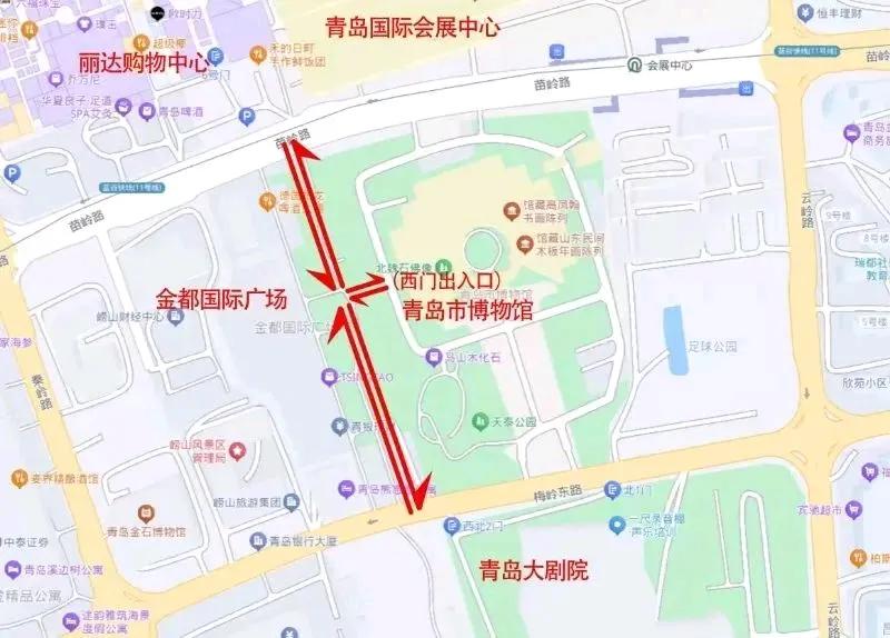 因青岛市博物馆扩建工程施工需要，博物馆东侧和北侧道路正在进行施工。自2024年1