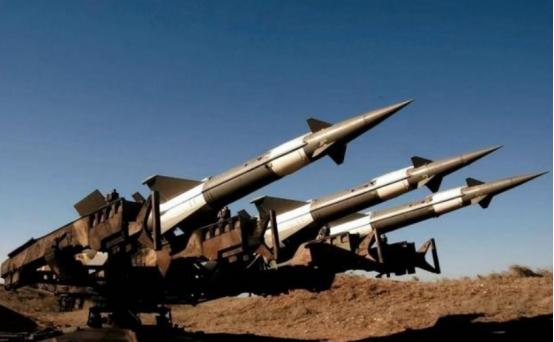 和美国以色列血战到第六天，伊朗的导弹突然就哑火了？
 
伊朗导弹发射数量的断崖式