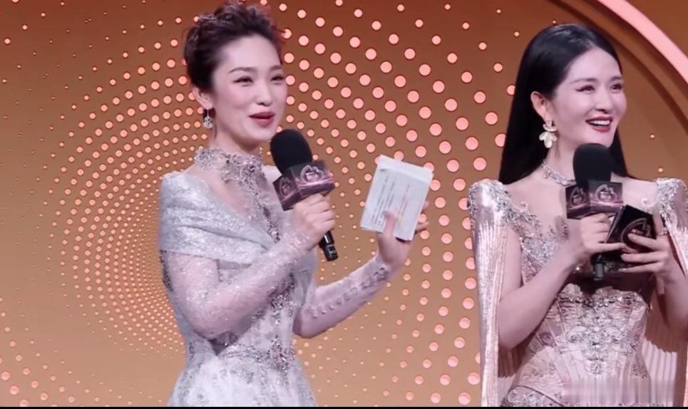 谢娜模仿邓超“亚比囧囧囧”，是喜剧人双向奔赴？笑点预警已就位～谢娜模仿邓超谢娜模