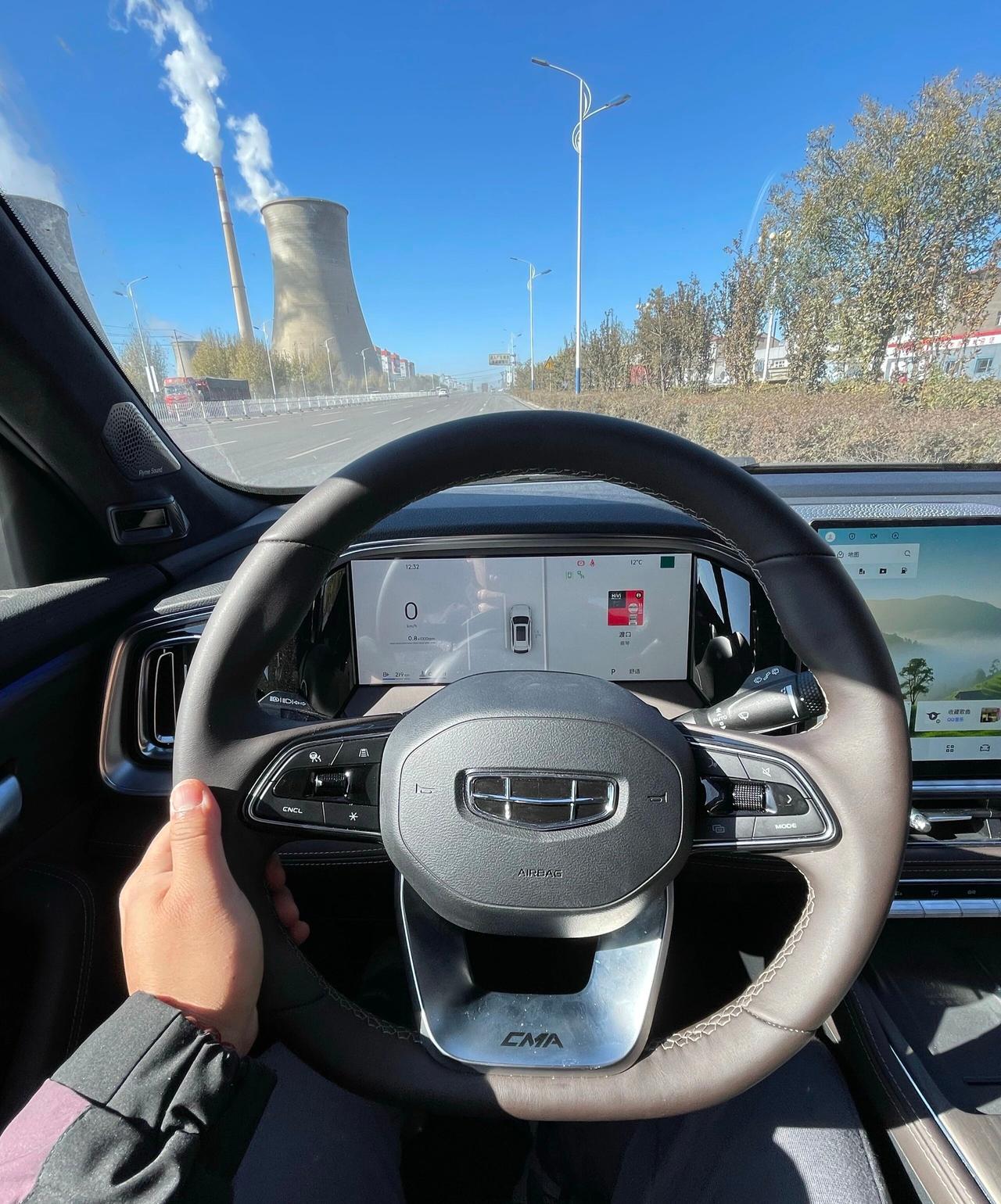 试驾14万的星越L，真的如鲠在喉，不吐不快星越L怎么了？你们都去拥抱新能源了？