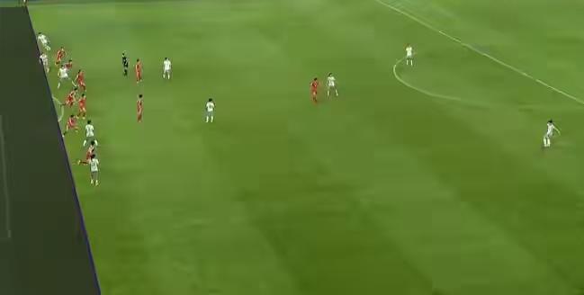 王霜这个进球毫无问题。
3月9日，中国女足在亚洲杯小组赛2-1战胜朝鲜队。
这场