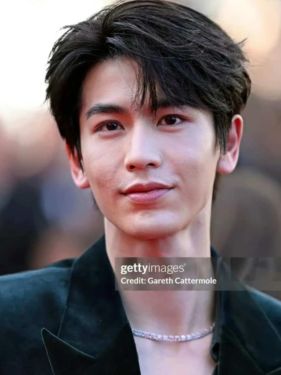 张凌赫这生图是最接近他本人的一张了吧 