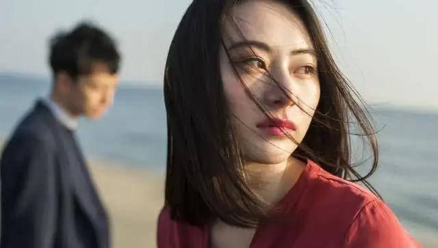 不少人问我什么样的问题在婚恋中算是严重的，我总结了三个类型：

1、原则性的问题