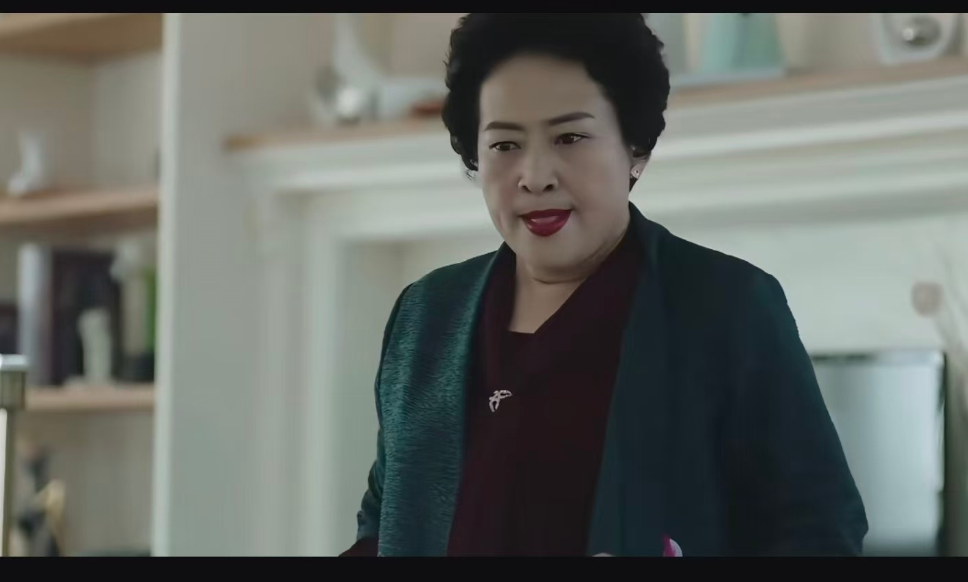 薛甄珠演过家有儿女 当年《家有儿女》里那个神通母亲，后来成了全网刷屏的薛甄珠。许