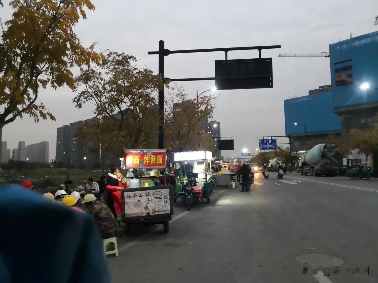 即将消失的一代祖国真正建设者？却很少有人为其唱赞歌？

咱们今天来唠唠一个既现实