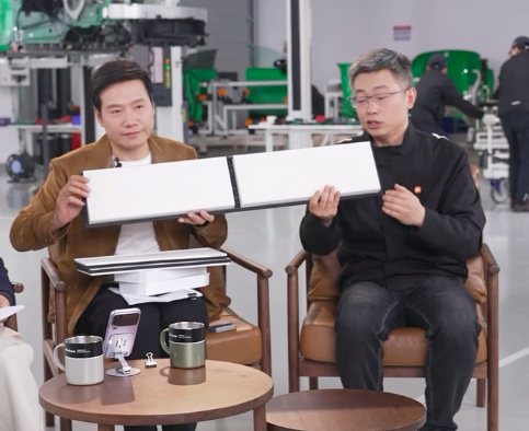 雷军新年首播：确认汽车业务降速