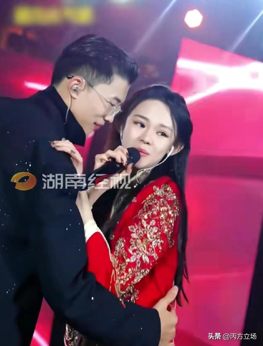 都说郭有才能讲《道德经》，还能把流行歌唱进人心，但你绝对想不到——他的舞蹈才是隐