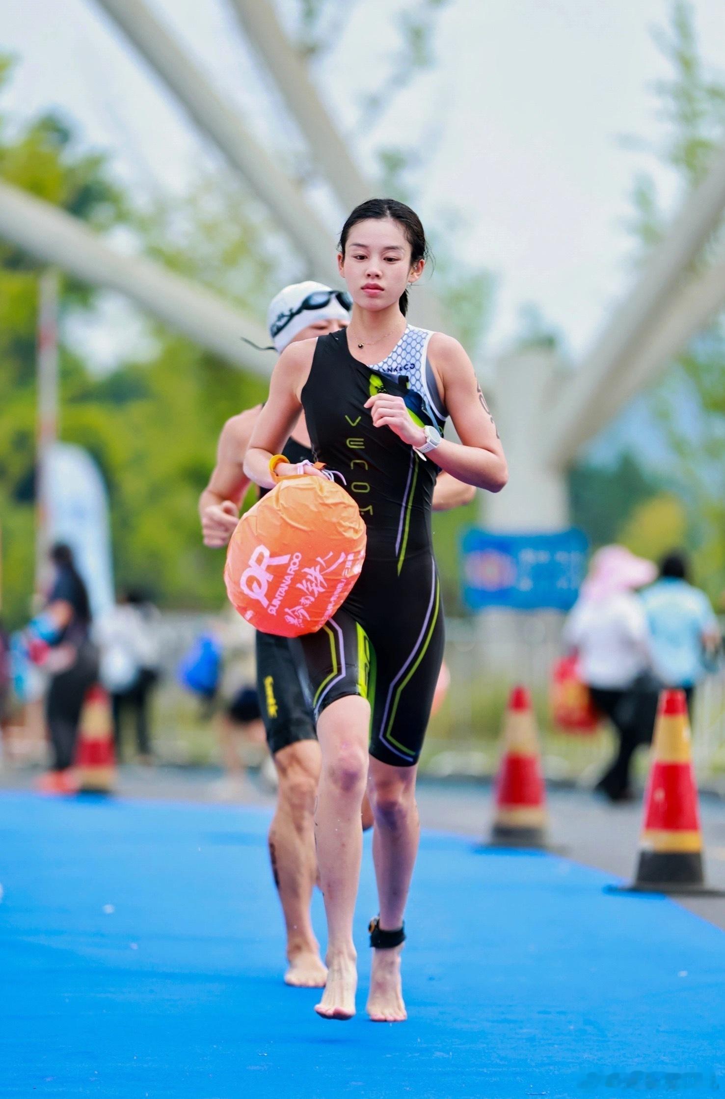 铁人三项[超话]  黔南铁三LivCOMMITTEDCADEXRSS火箭科技EK