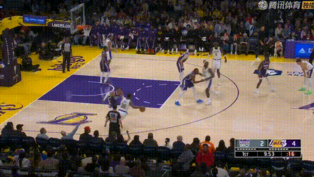 少爷换防老詹，斯玛特吊给老詹篮下得手国王vs湖人