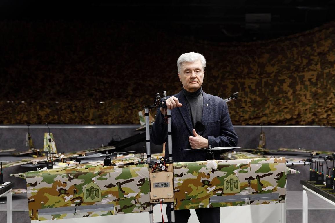 “绝不饶恕敌人”：波罗申科向乌军交付首批Stark 13型FPV轰炸无人机
 