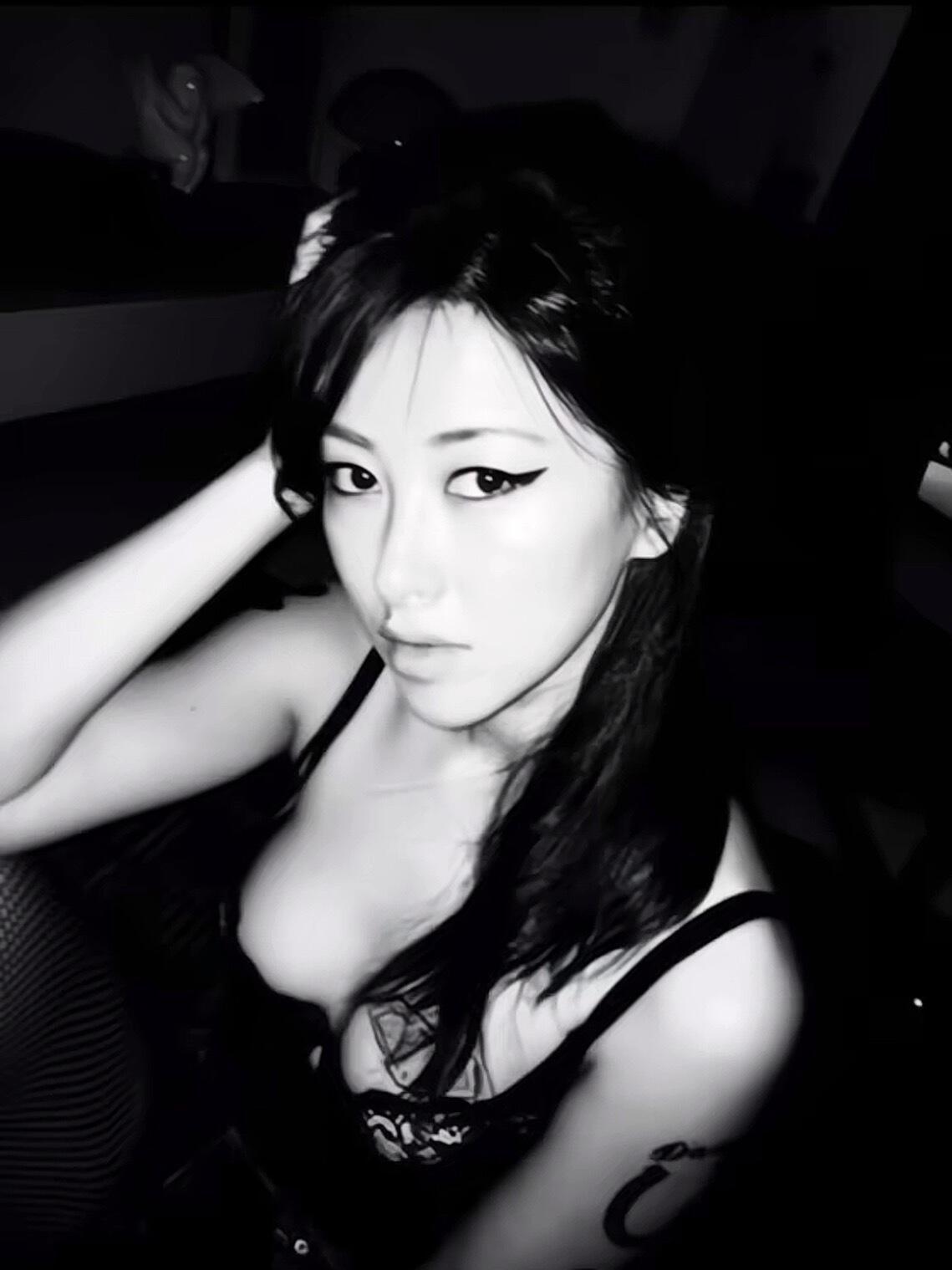 “男人多的是让给她”