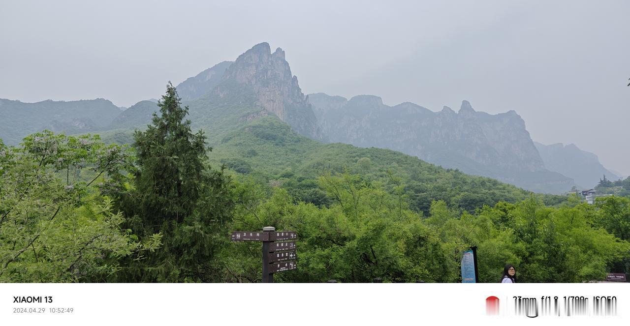 丰收的日子遇到学子丰收的日子。今日高考第一天，想到了自己高考时的情形。那时既紧张