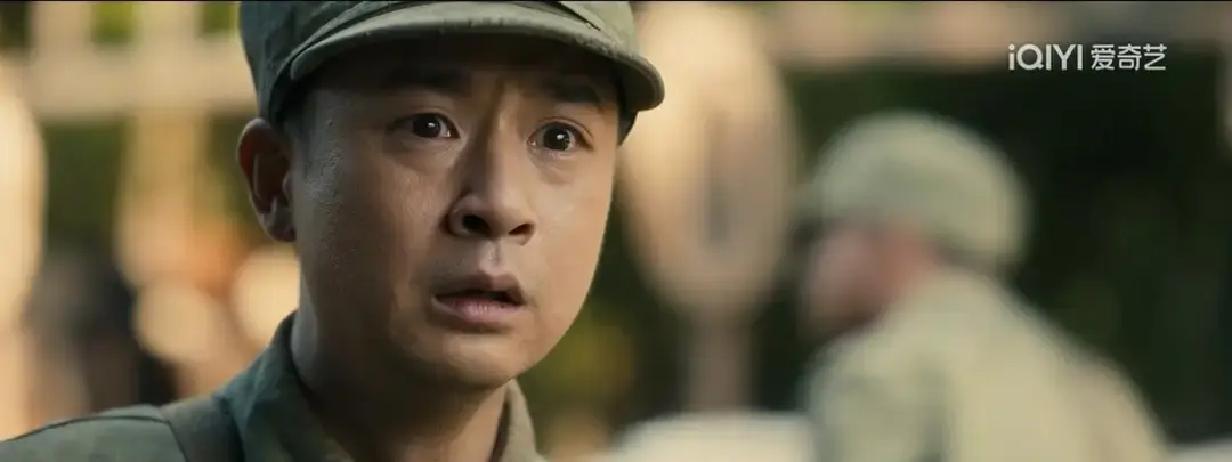 八千里路云和月看到二十集我直接懵圈。

孟万福这哥们几乎每集都蹦跶。

淞沪会战