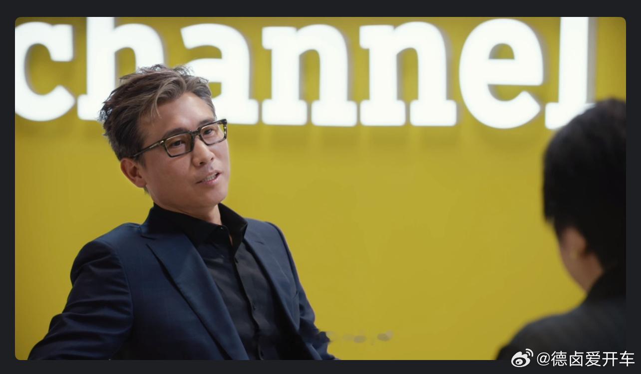 smart 精灵5 EHD 超级电混首位车主是实力派演员「李乃文」，大家对他哪部