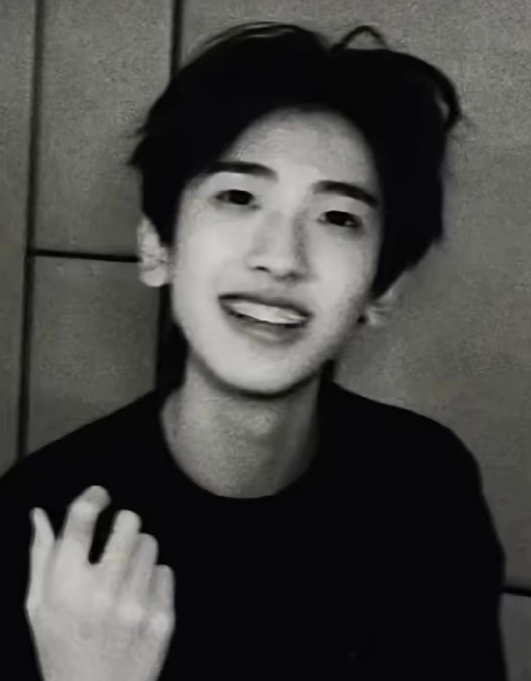 TF四代露额头路透 这个露额头的左奇函颜值还是太权威了‼️轻轻帅飞所有人 芝士娱