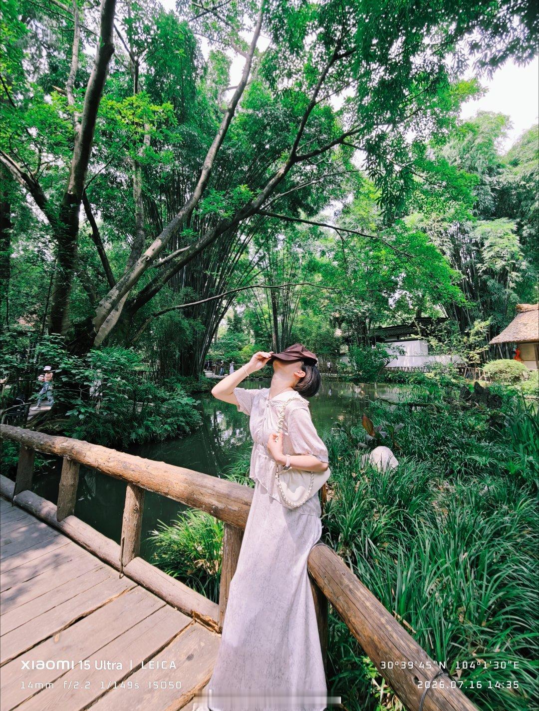 小米科技 姐妹们，安利一个和朋友旅游的小技巧，如果你的朋友亲人们或者爱人拍照特别