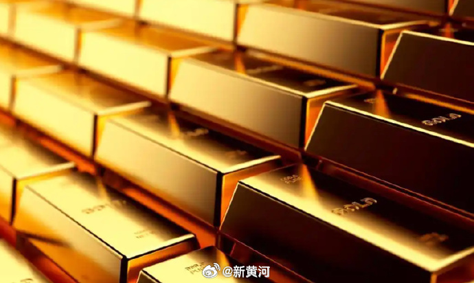 【#金饰价格跌到1416元#】5月4日，现货黄金向下跌破4600美元，日内下跌0