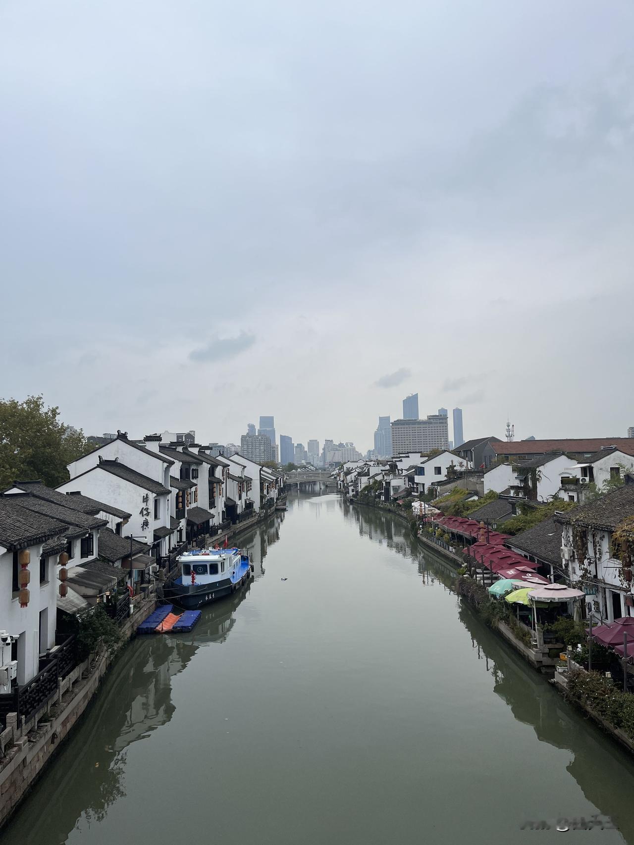 无锡南长街，白天确实人少随便转了一下南长街历史街区 无锡