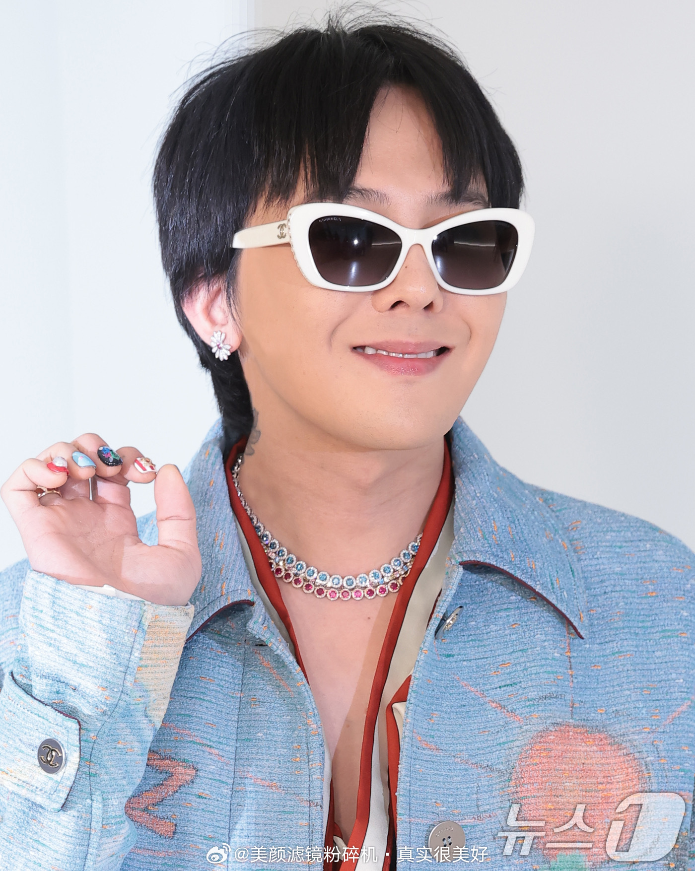 权志龙今日看秀活动新闻图 