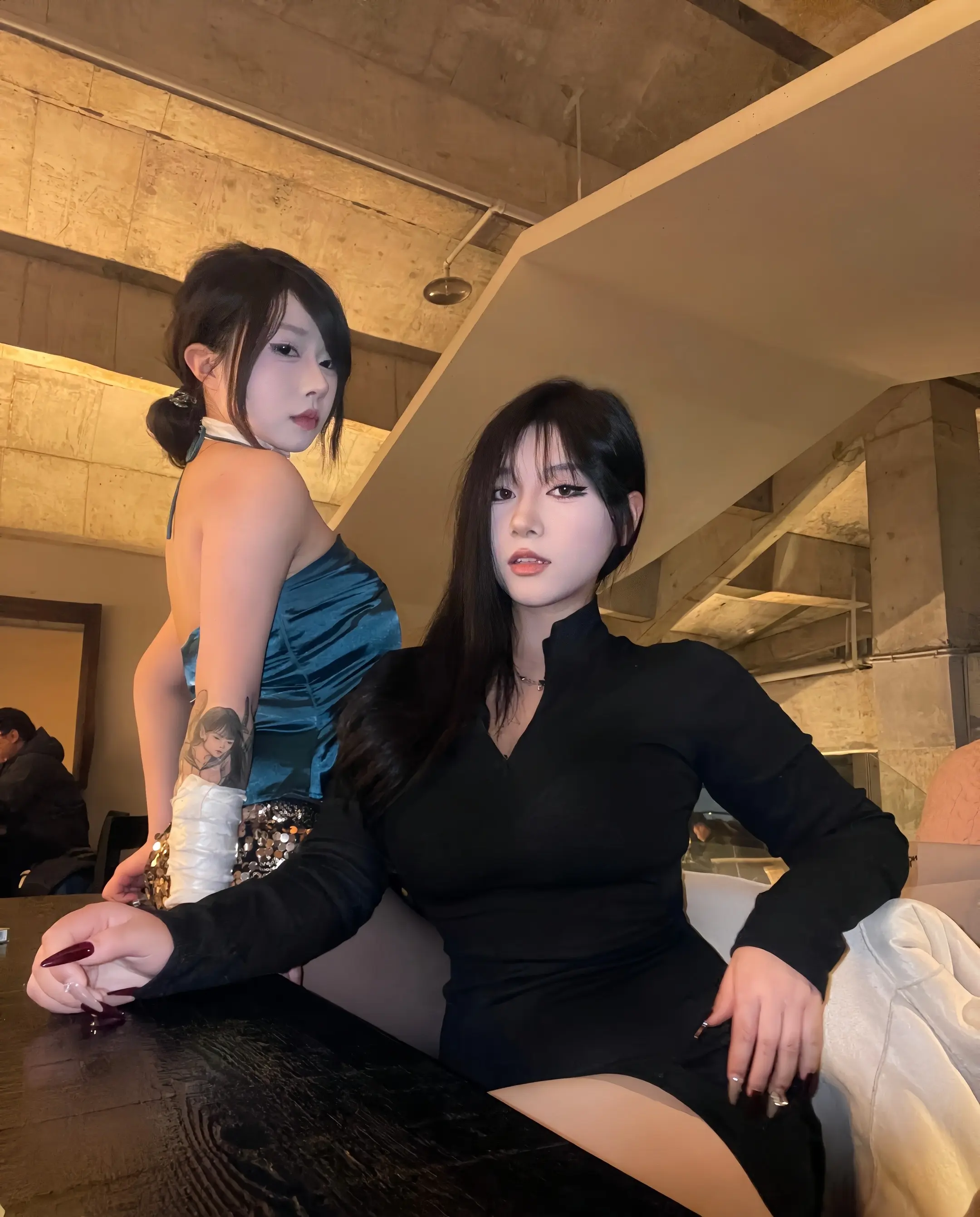 你那么漂亮的眼睛怎么容的下沙子