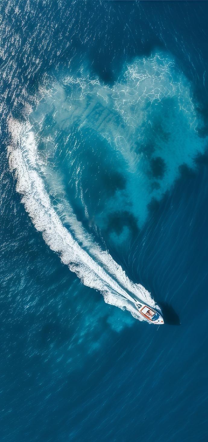 生活手记不要因为自己不够圆滑而感到抱歉，有些锋芒是为了保护你的内核不被平庸吞噬，