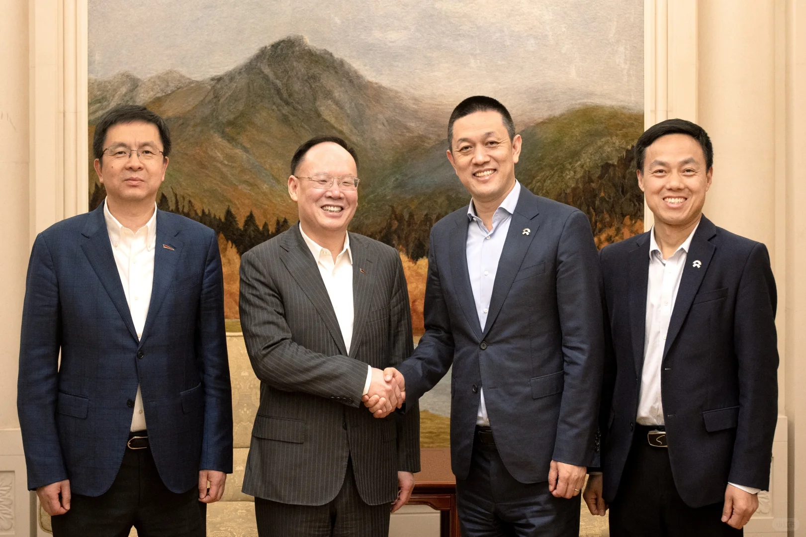 加电一定会比加油方便