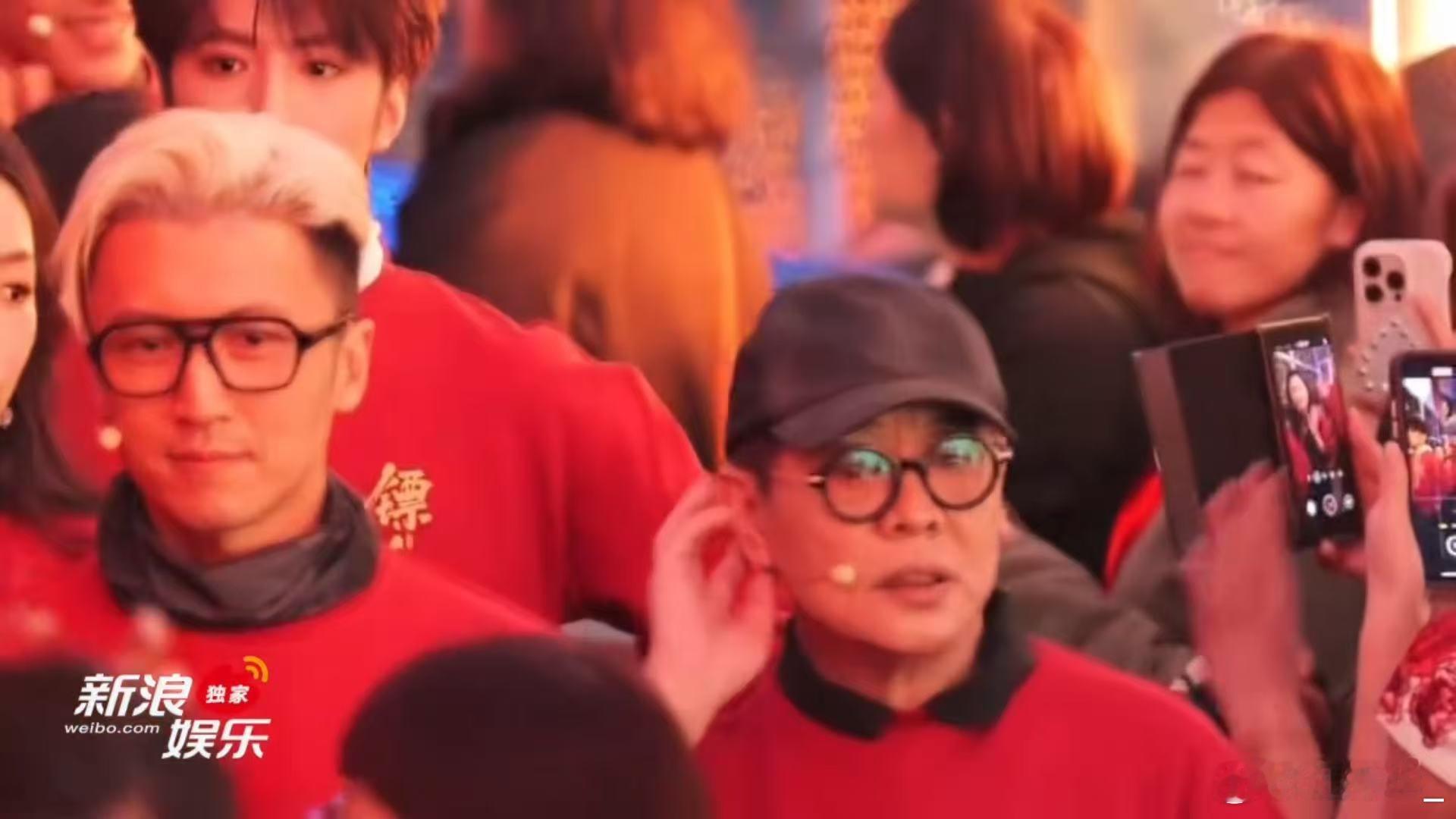 镖人剧组神图有了 这波台侧花絮的神图真的挖到宝了，演员们的状态都超在线，剑眉星目