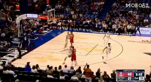 7中7！准神杜兰特3分回归，想半场打卡？
首节就5中5狂砍13分；前7投全中其中