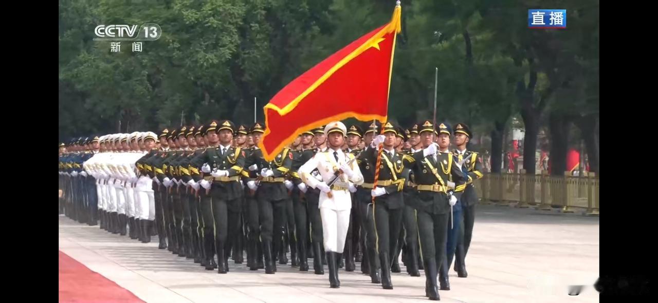 雄赳赳，气昂昂，中美友谊蒸蒸上！