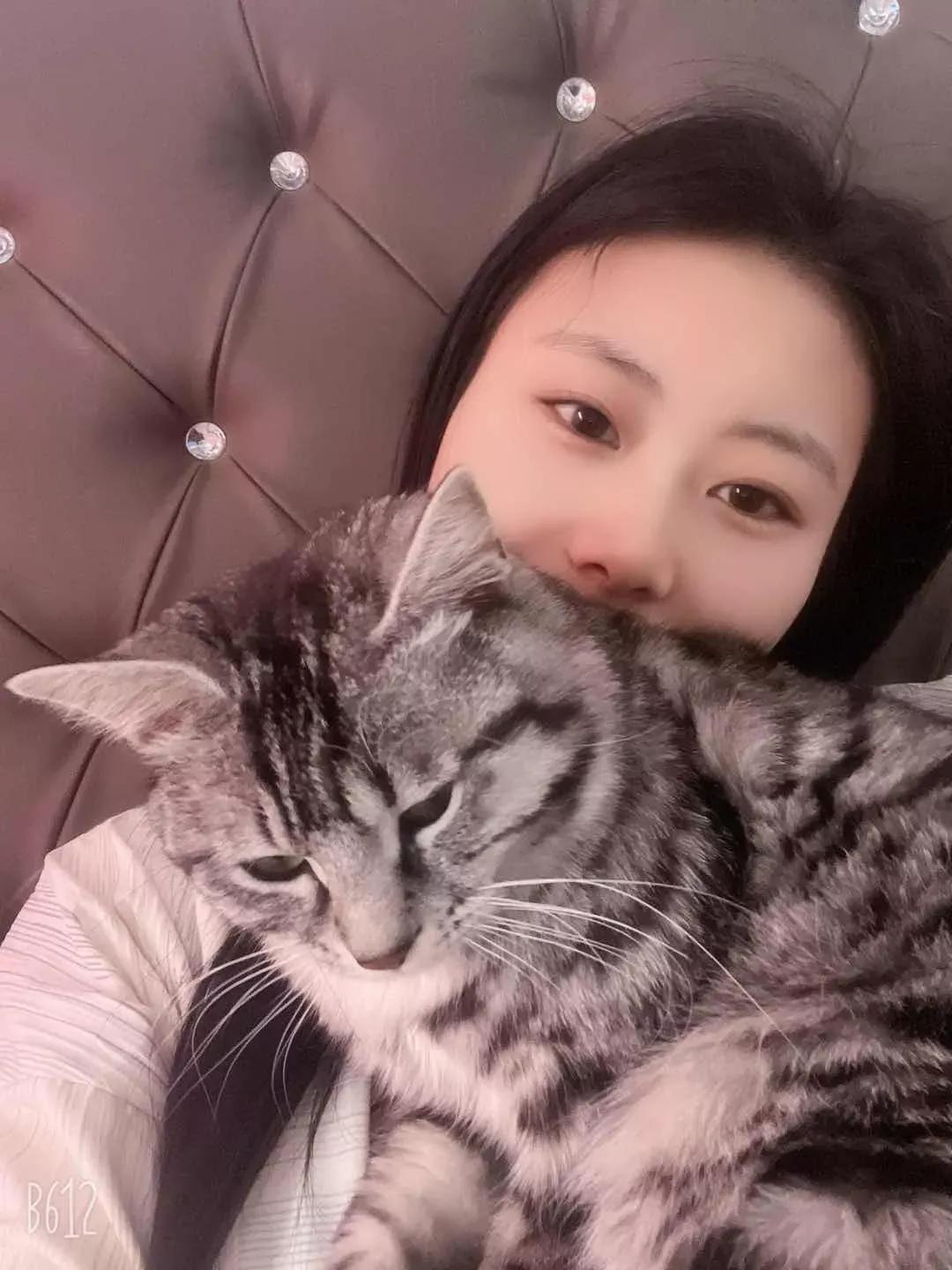 同居男友开车走了，走的时候他说想冷静冷静，还说不想因为钱而影响我们的感情，但是如